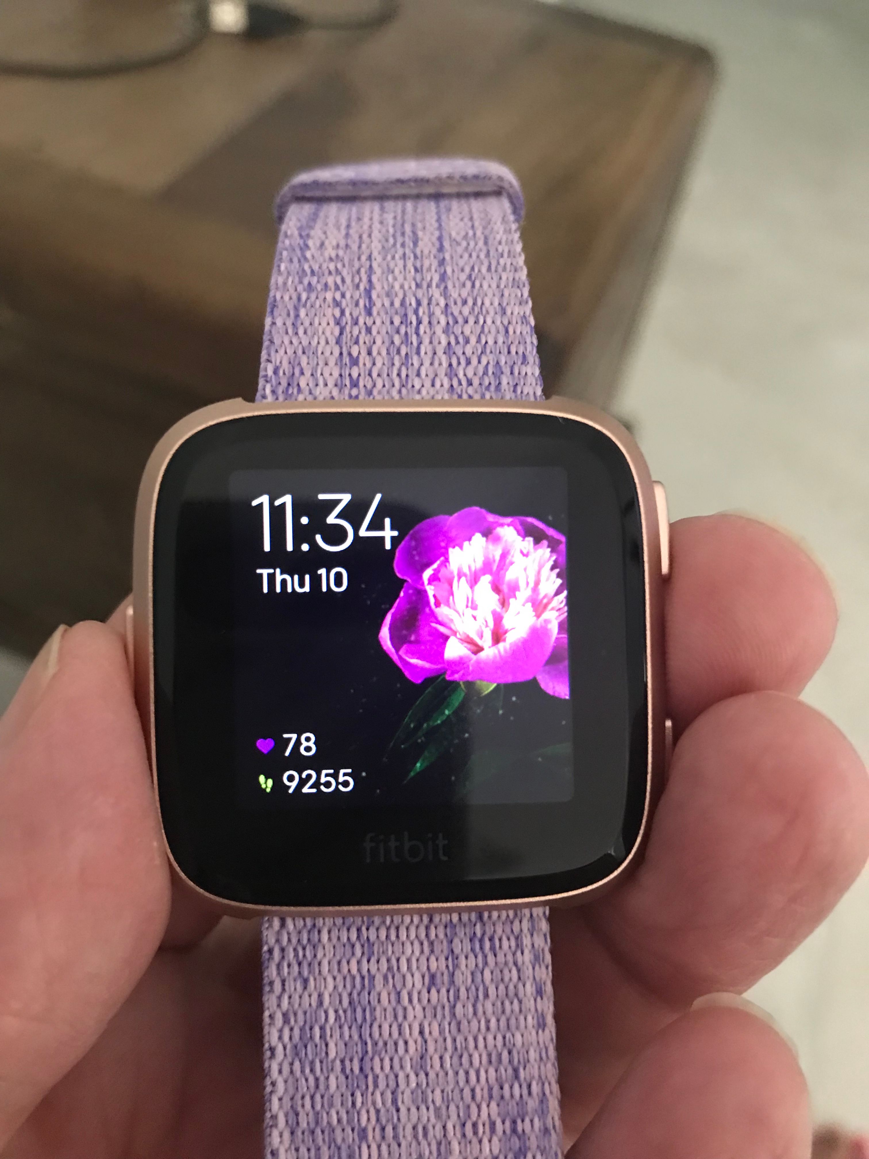 fitbit versa photo clock face