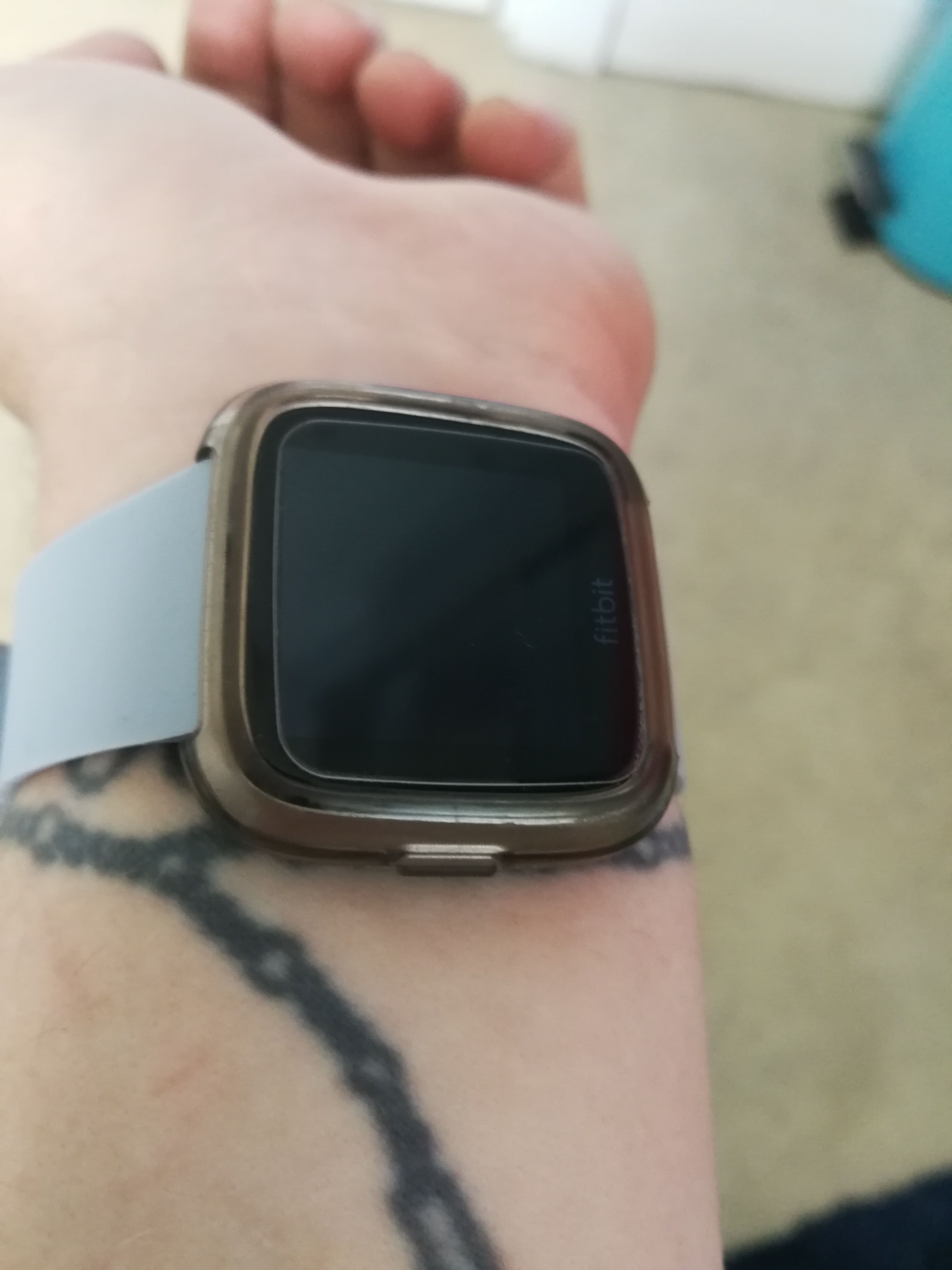 fitbit versa 2 scratched screen