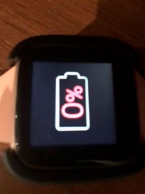 FITBIT VERSA (1).jpg