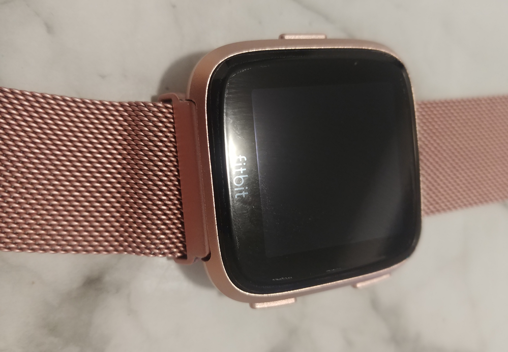 fitbit versa rose gold metal band