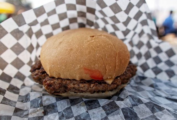 7oz patty Hamburger with all the trimmings and cheese