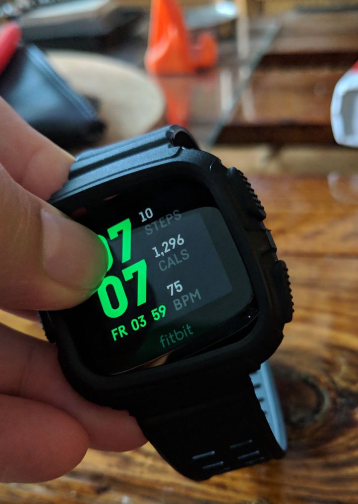 How to change online my fitbit versa band