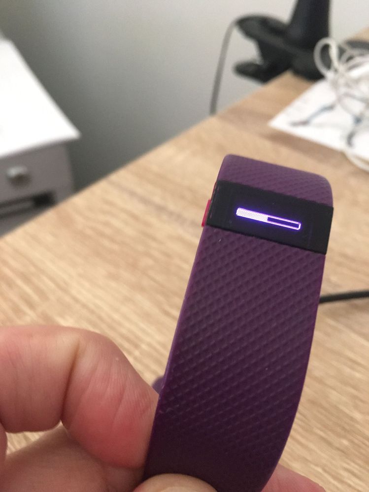 Fitbit charge hr online purple