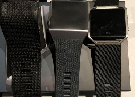 fitbit ionic color options