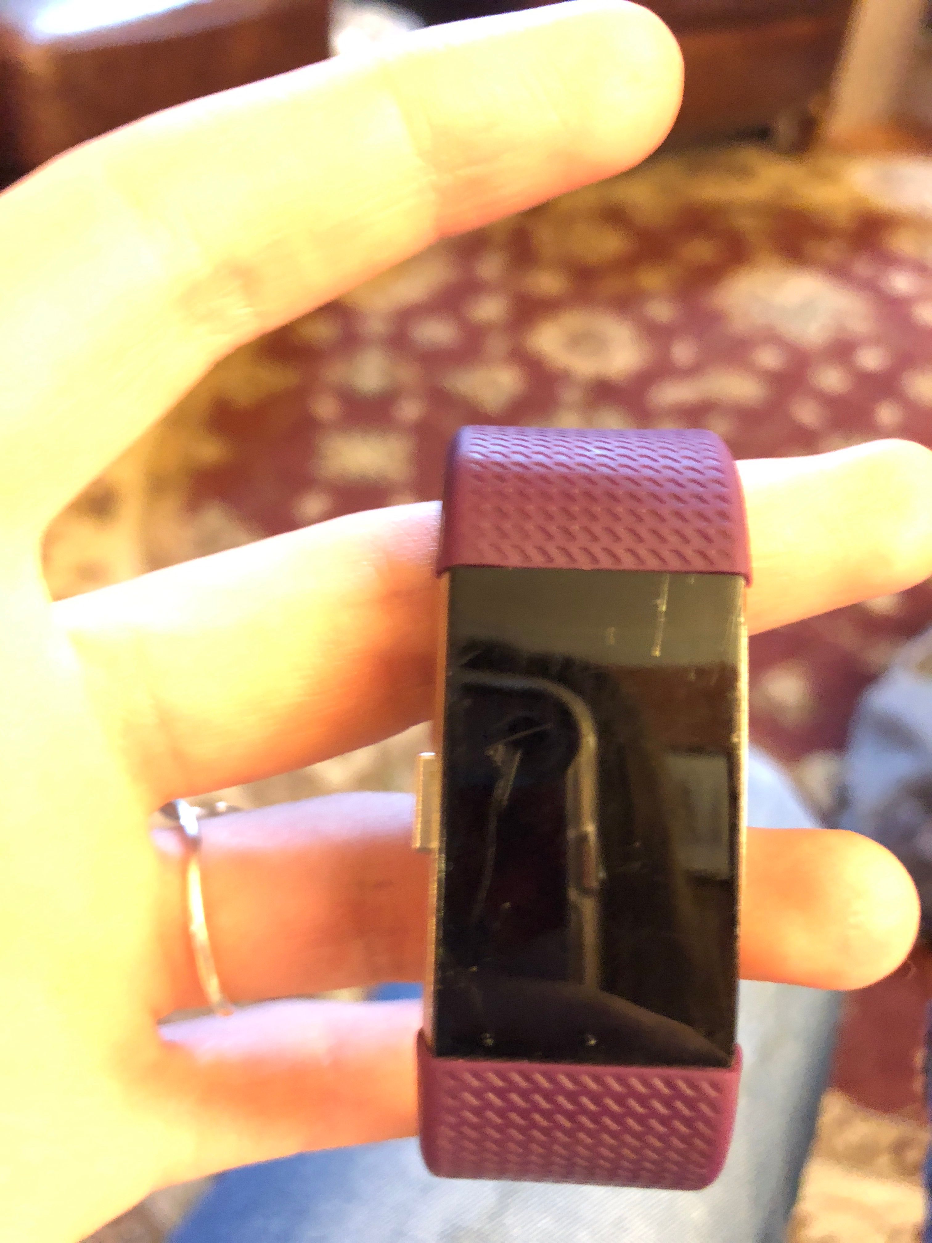 fitbit charge 2 glass cracked