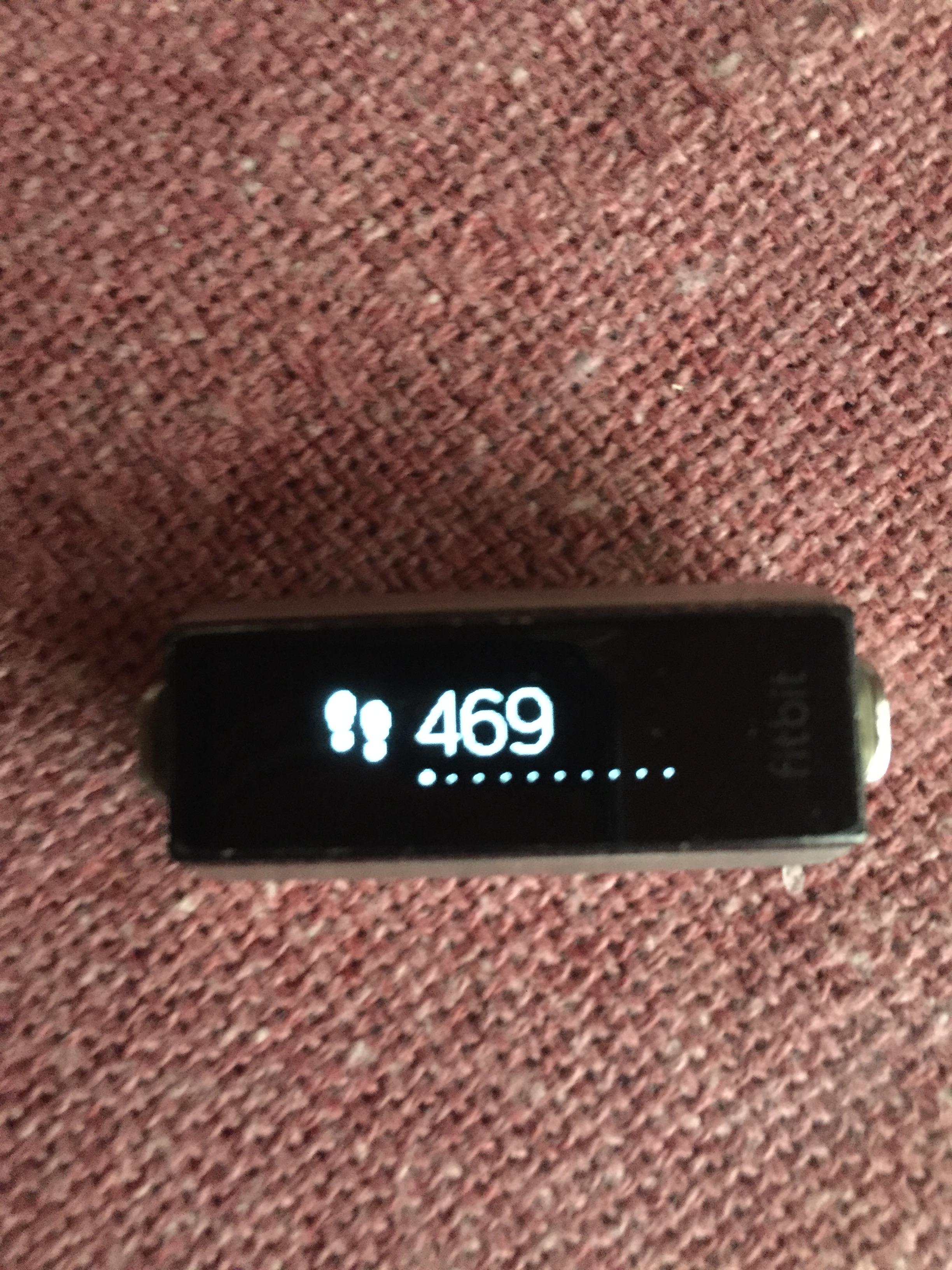 fitbit charge 3 font size