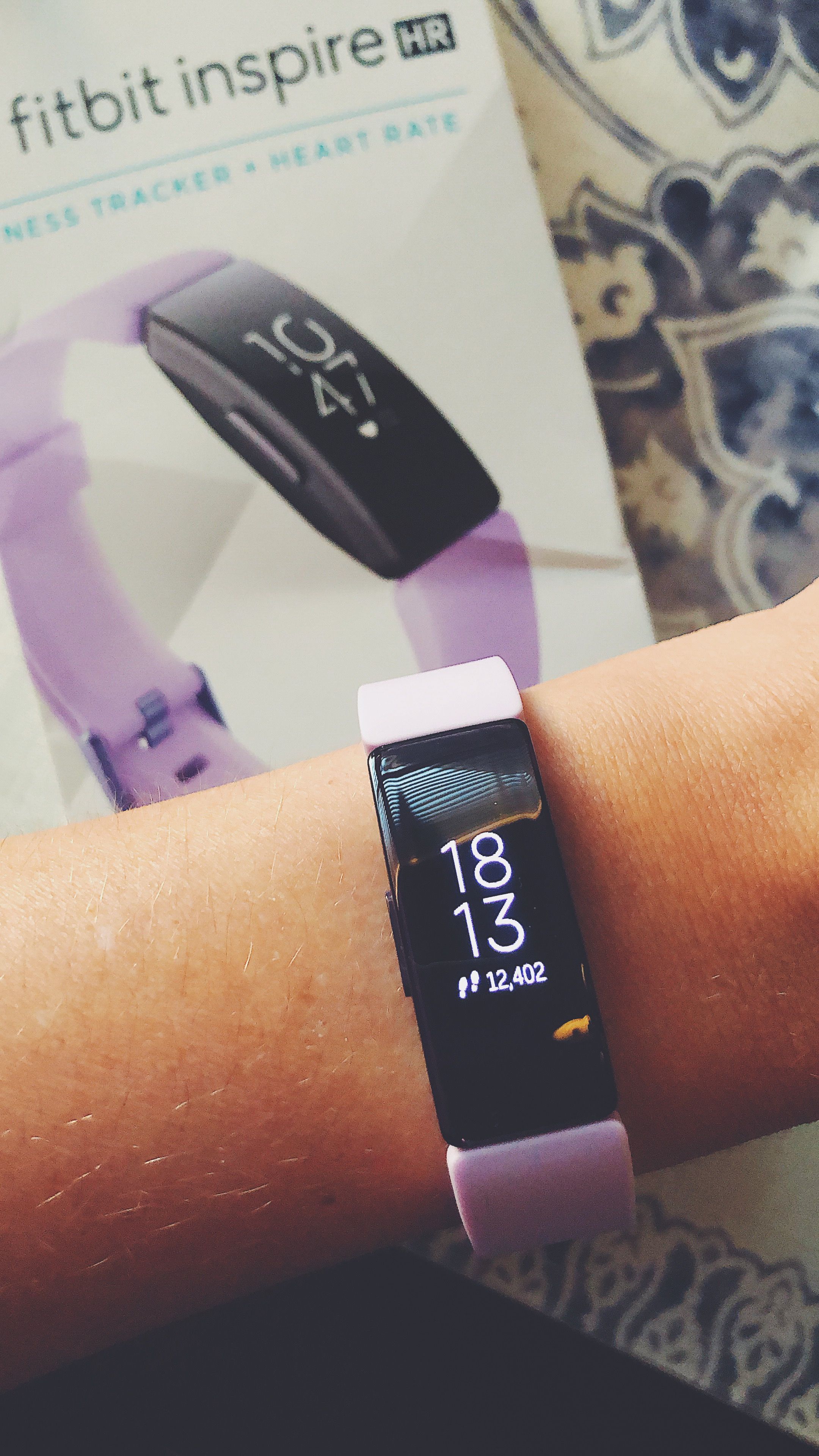 how to set up an alarm on fitbit inspire hr