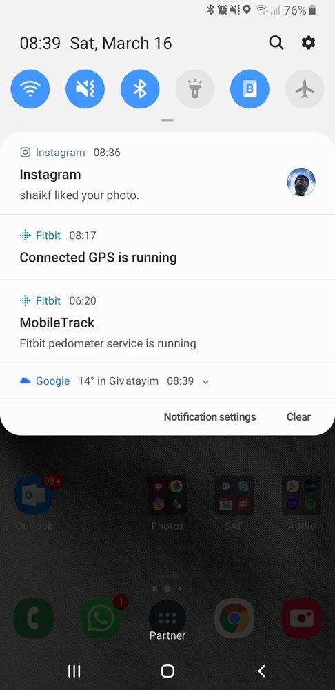 Connected gps is 2024 running fitbit charge 3