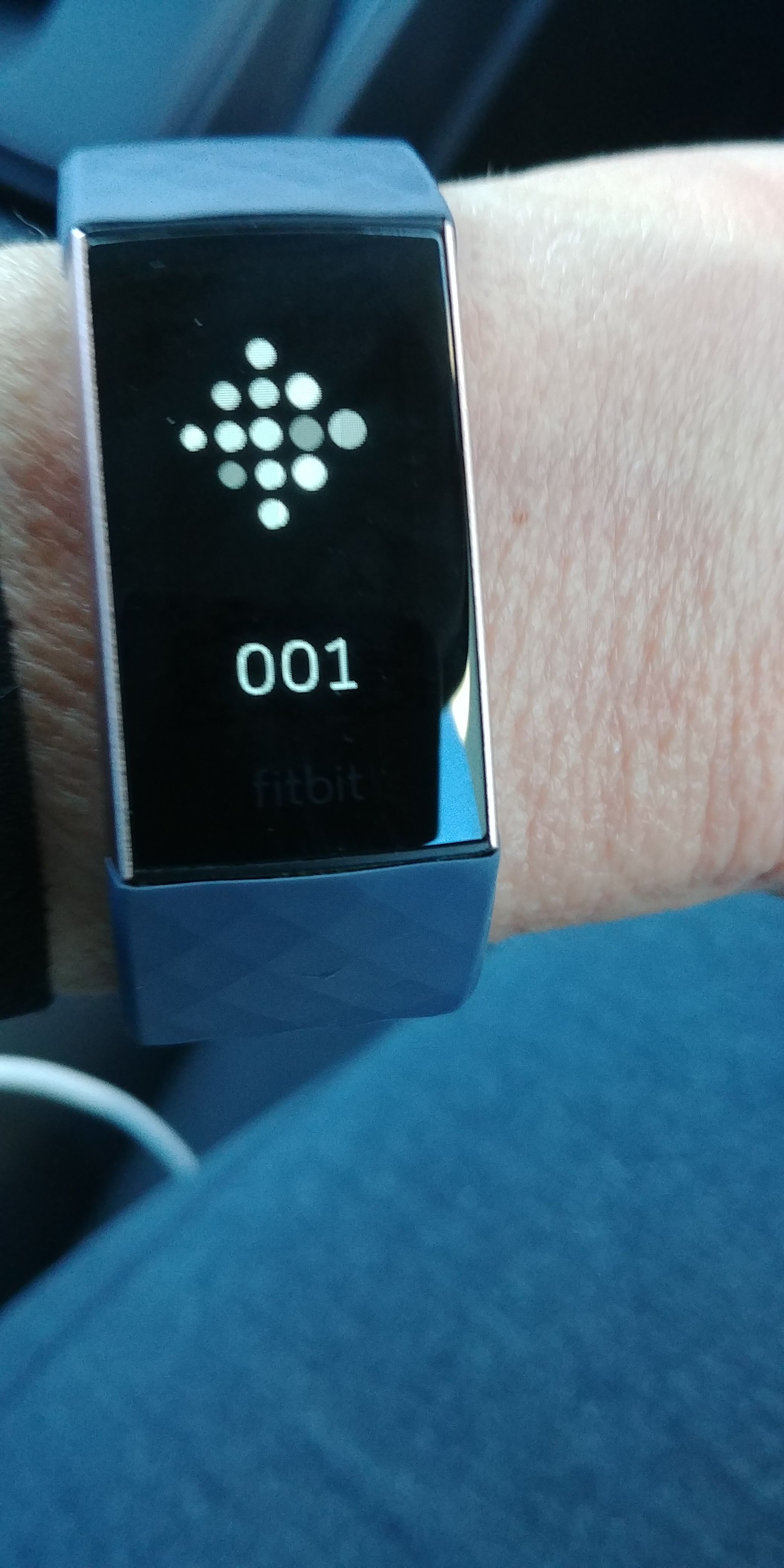 Fitbit charge 3 not showing up on bluetooth new arrivals