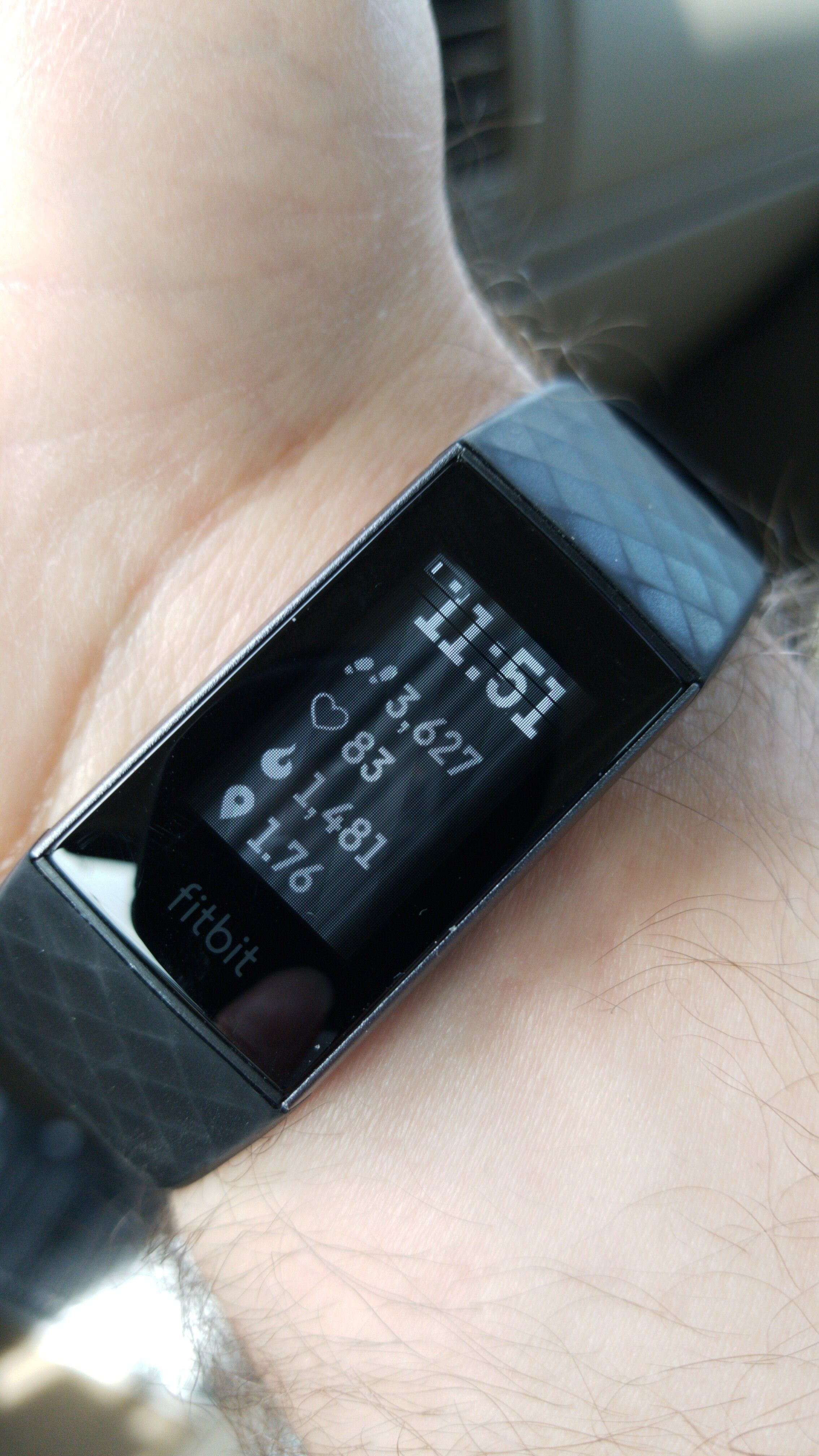 Solved Charge 3 has faded vertical white lines on the scr... Page 2