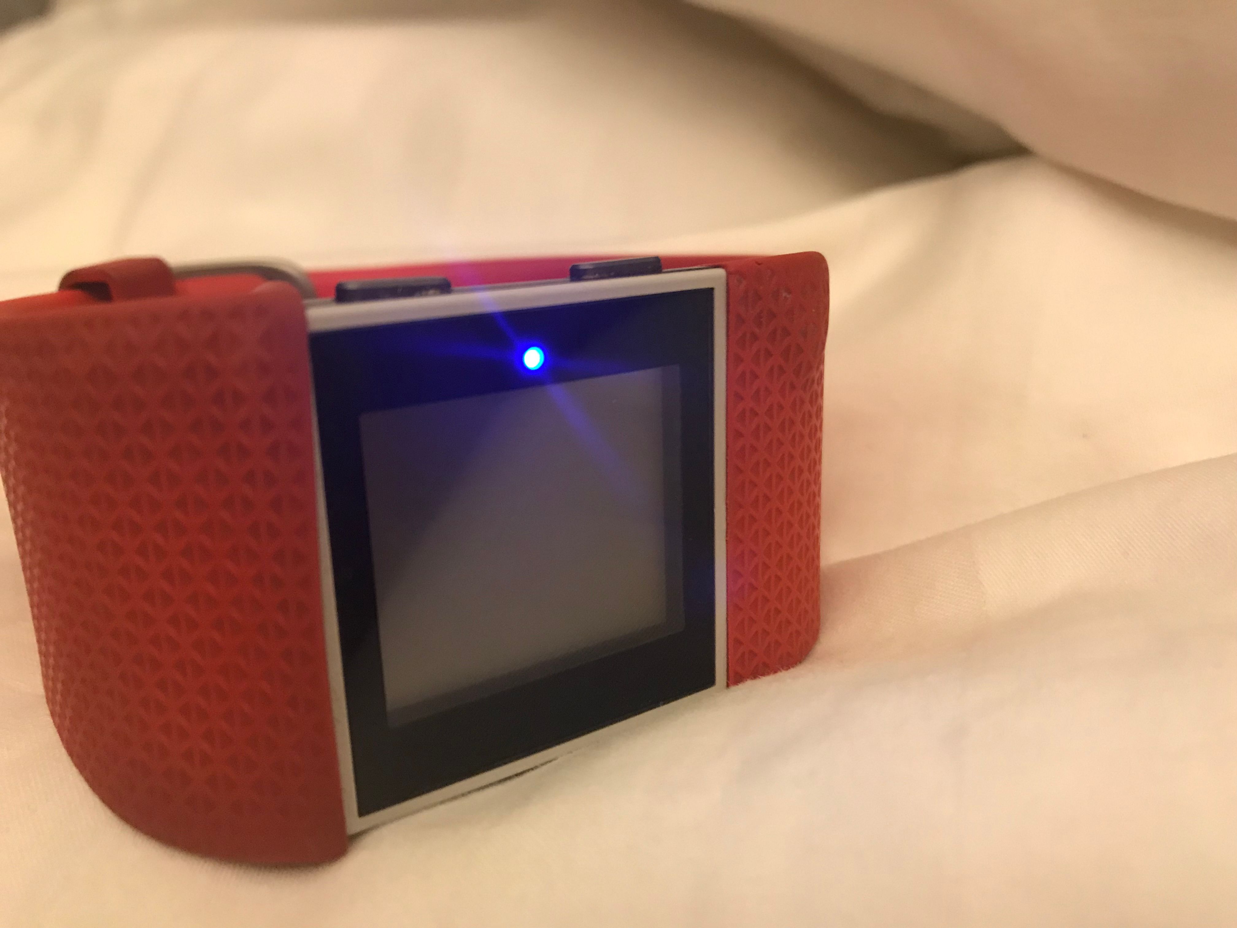 fitbit surge red light