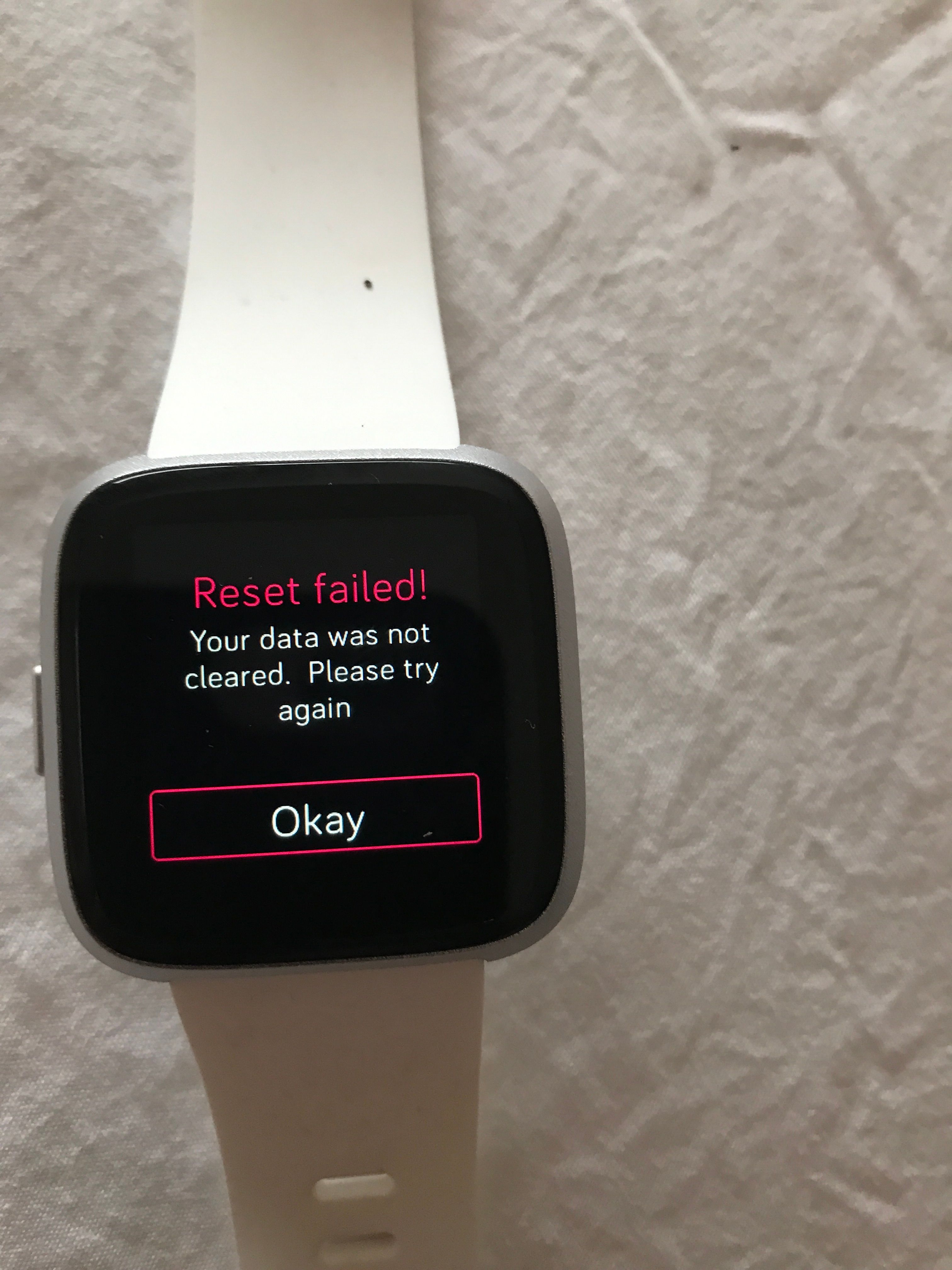 My fitbit versa lite will not sync new arrivals