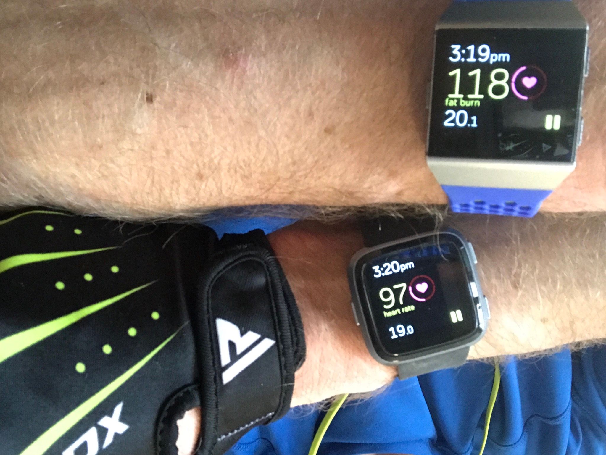 fitbit versa 2 heart rate too high