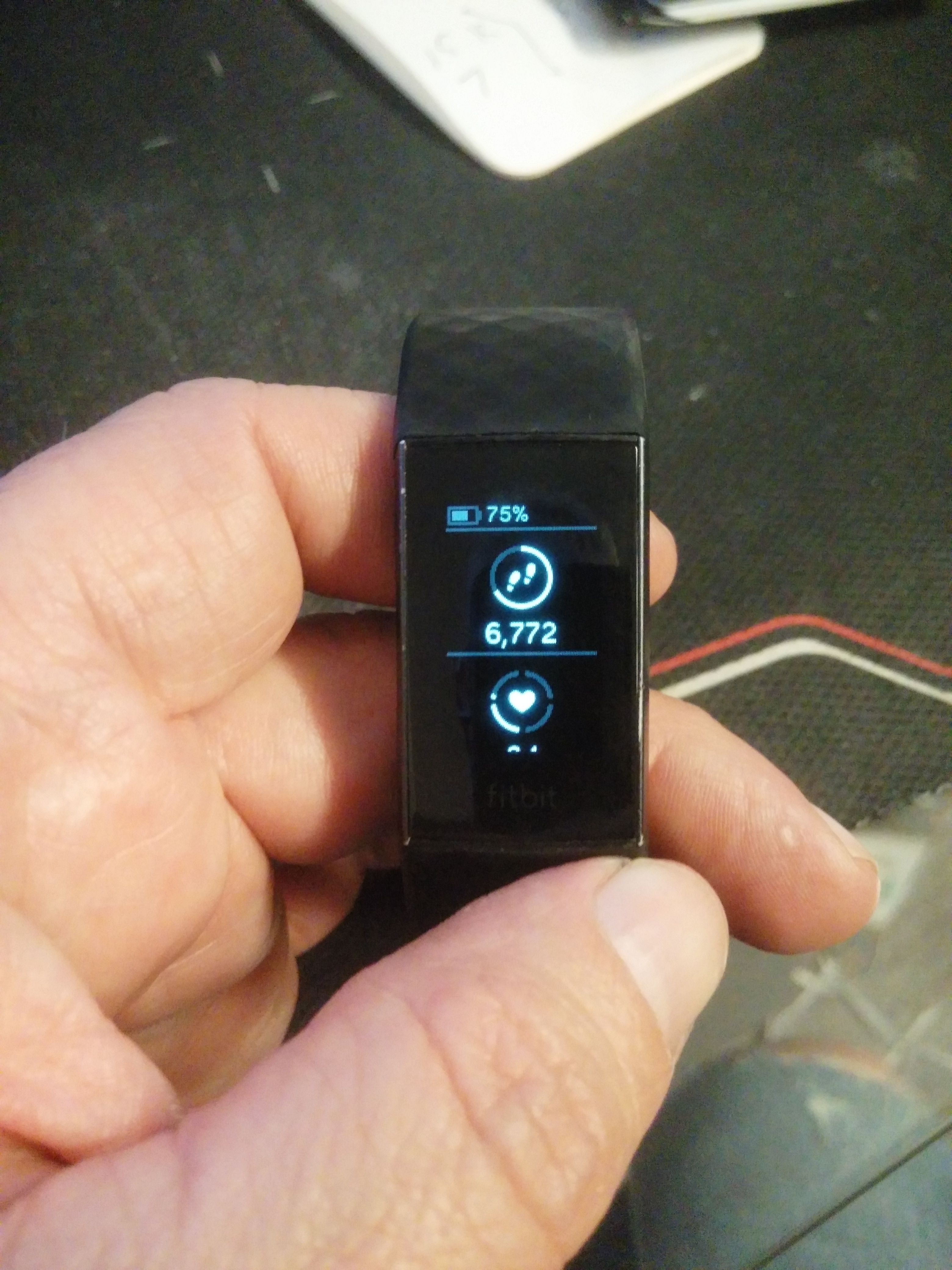 fitbit losing steps