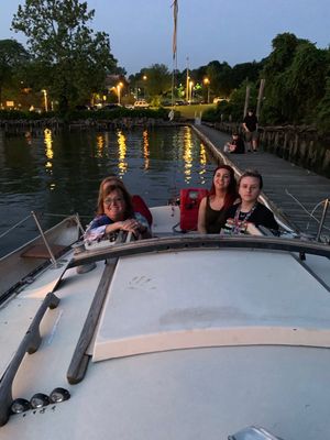 Jane, friend Carla behind, and her daughters Lucy and Jenna