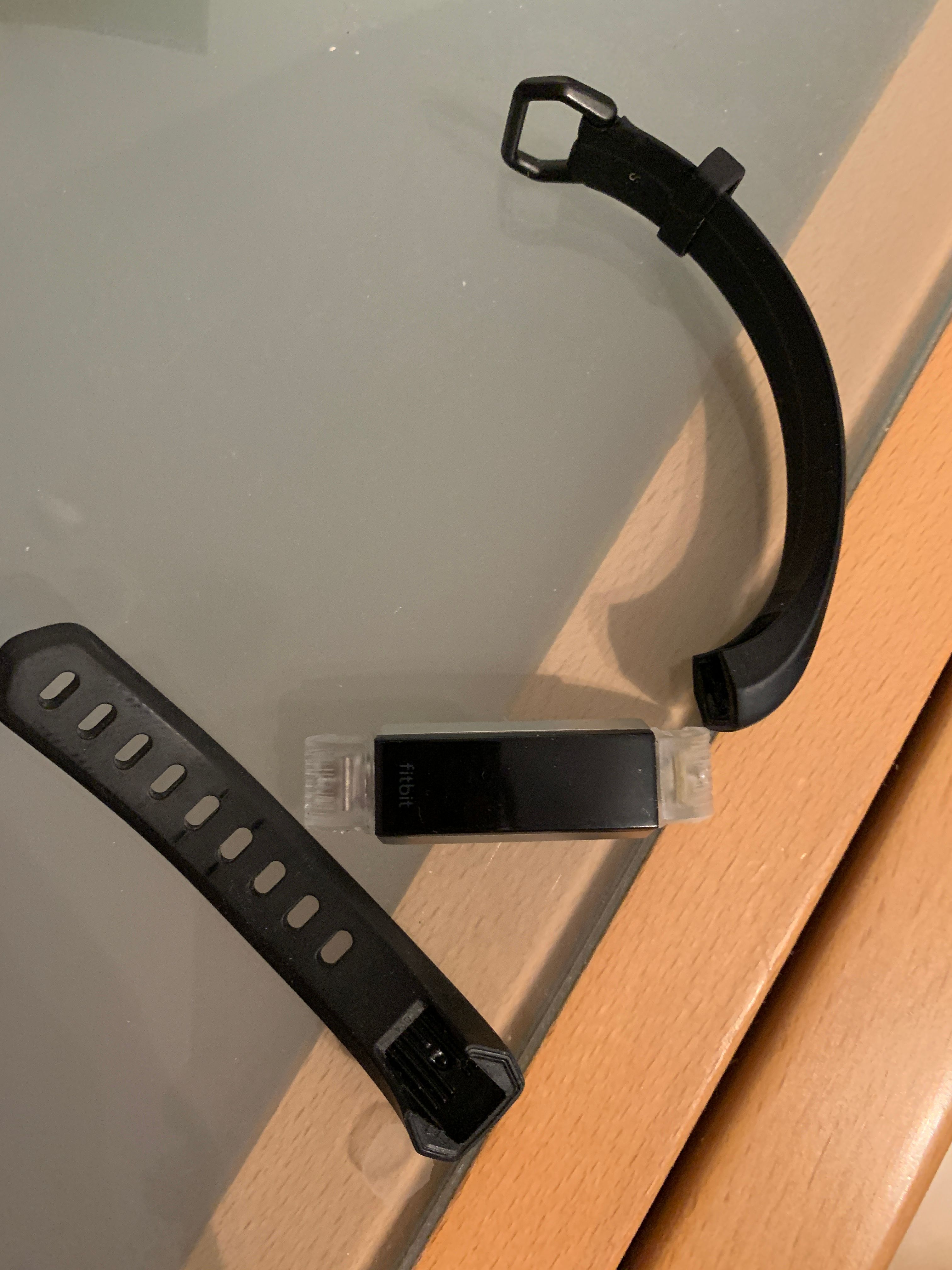 Tinte Unterhalten tarnen fitbit armband hält nicht mehr Transformator