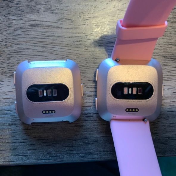 fitbit versa heart rate monitor